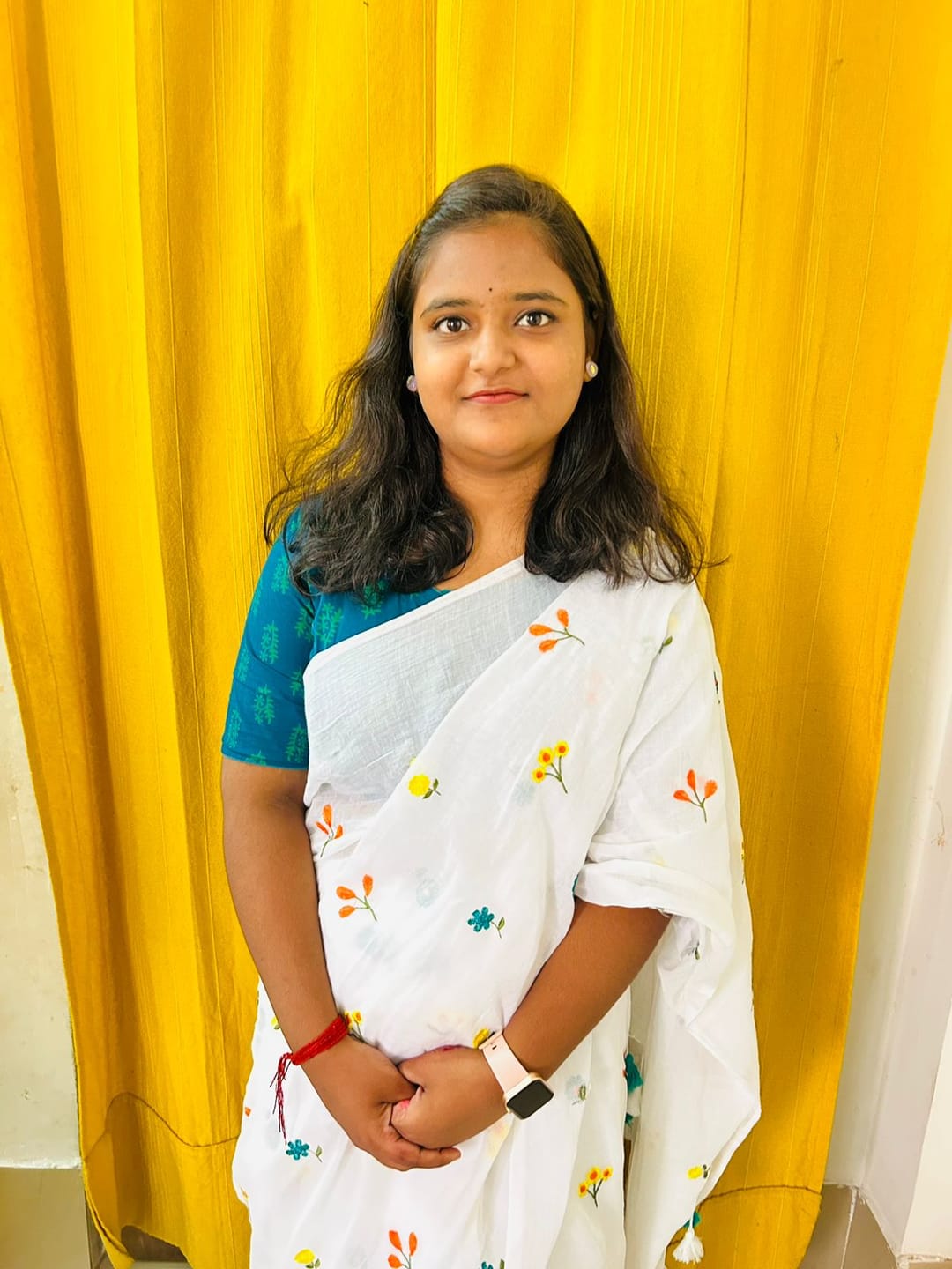 Customer photo review of White Embroidered Mulmul Cotton Saree