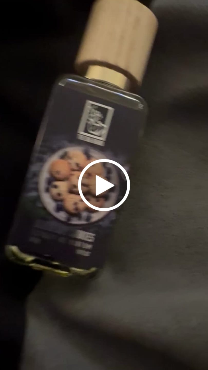 Customer video review of Blueberry Cookies