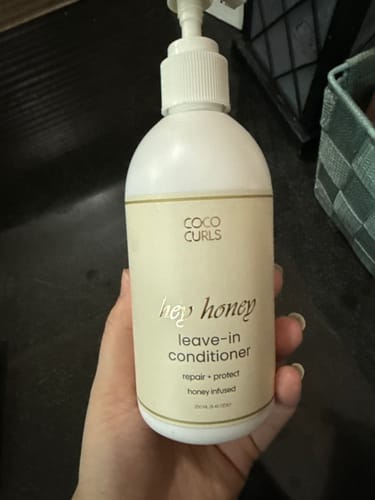 Customer photo review of Hey Honey Leave-in Conditioner