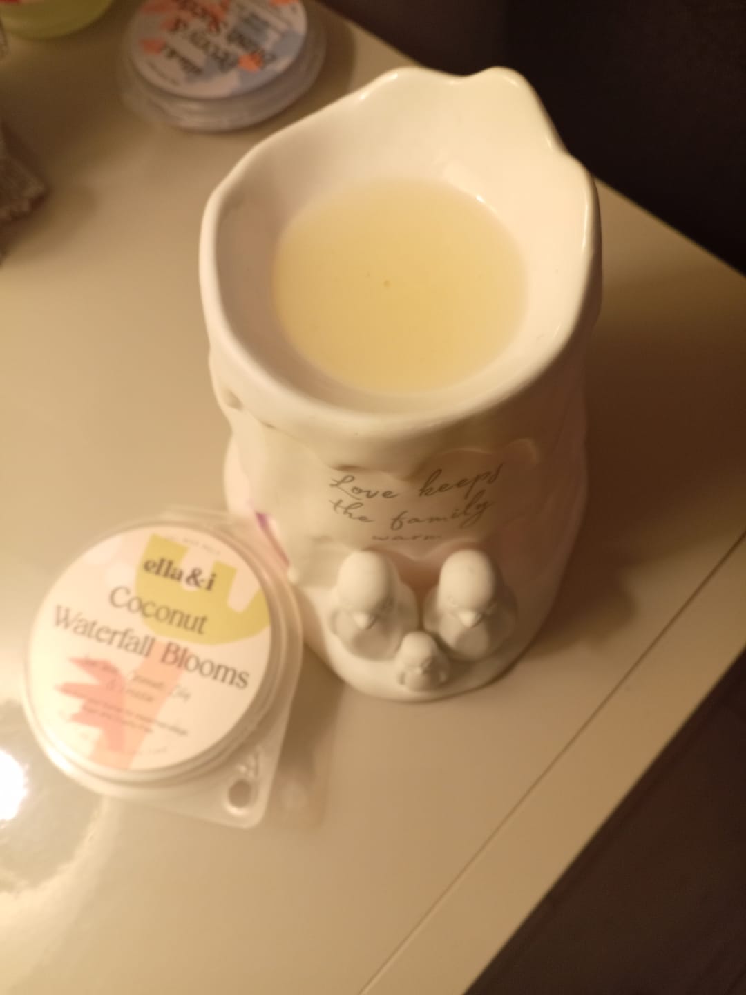 Customer photo review of Coconut & Waterfall Blooms Gel Melt