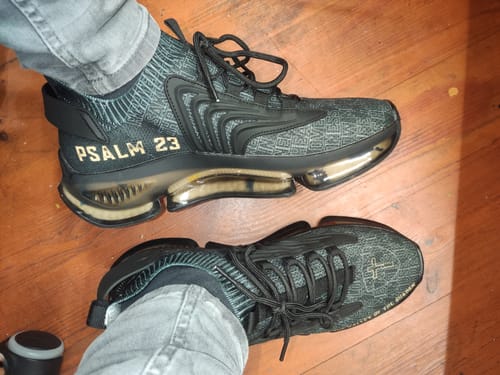 Customer photo review of Men's Black Psalm 23s