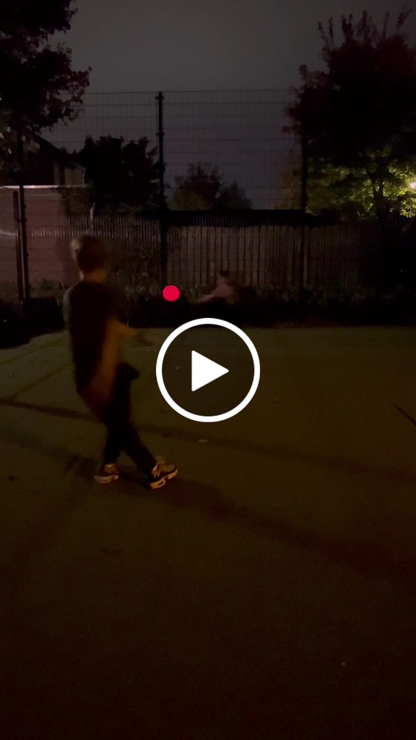 Opinión en vídeo de un cliente sobre el balón de fútbol luminoso LedsMove™