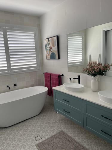 Customer photo review of Sage Mod Mirage, by Bella Eve