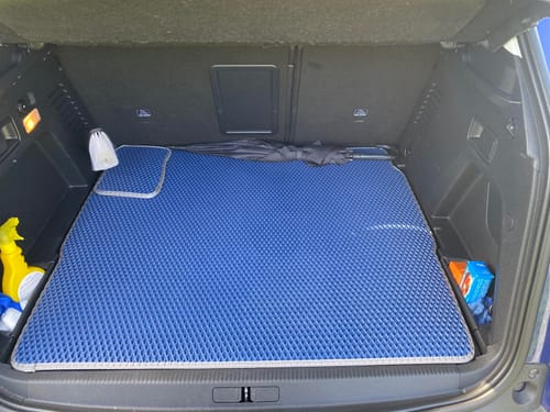 Customer photo review of Mata do bagażnika na wymiar