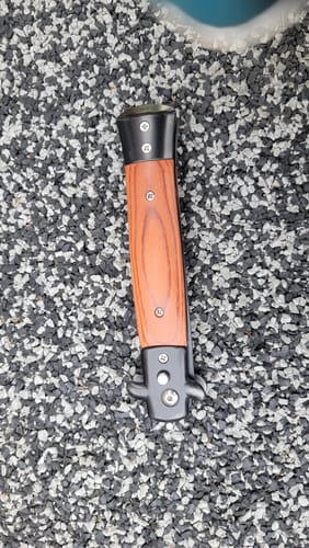 Customer photo review of Mystery Knives Box™