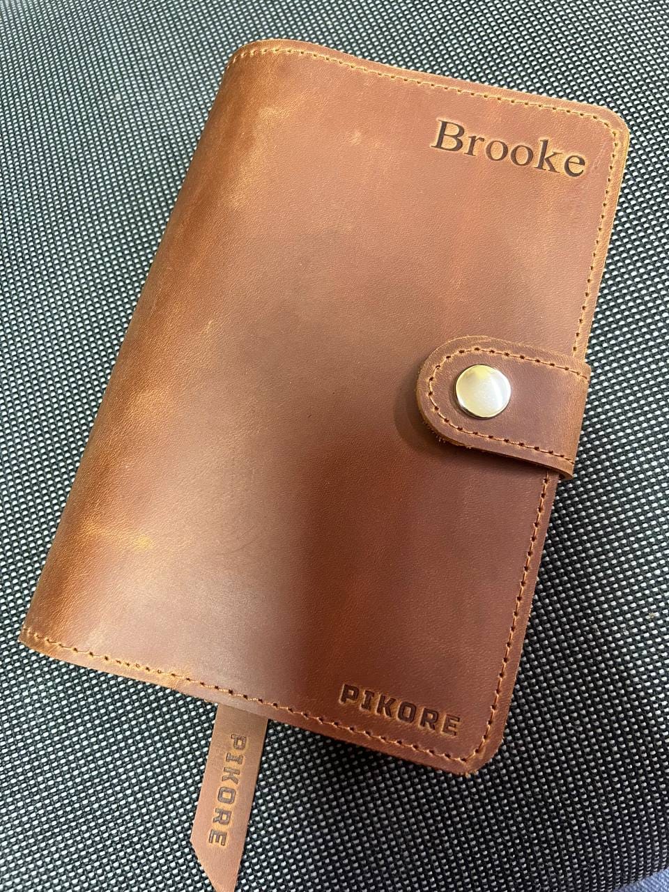 Customer photo review of Binder Cover Notique