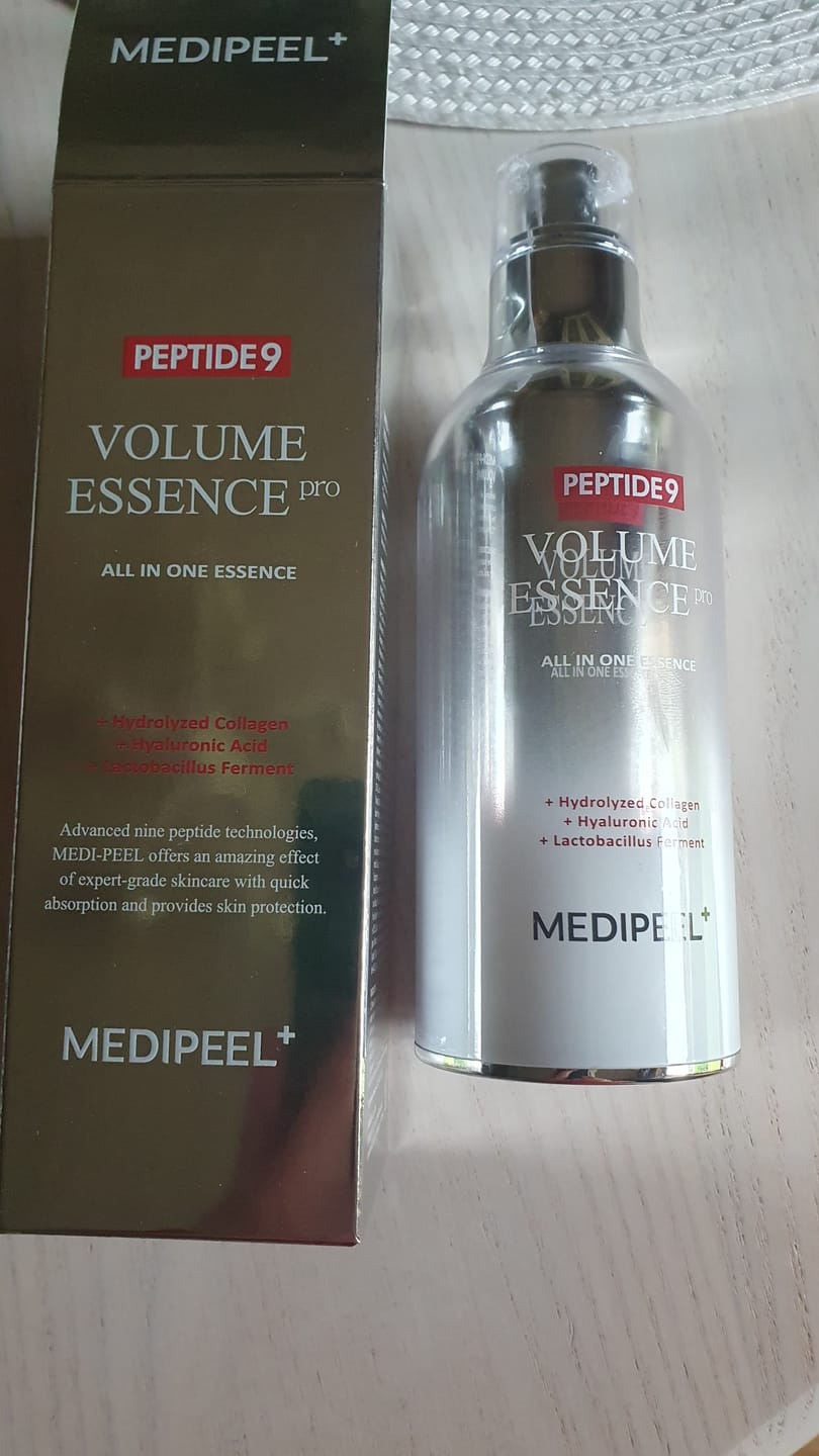 Customer photo review of Skābekļa liftinga esence ar peptīdiem Medi-Peel Peptide 9 Volume All In One Essence PRO