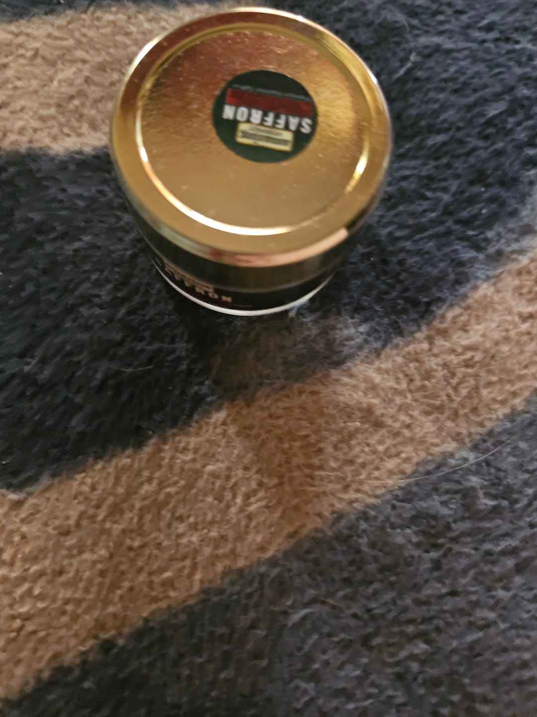 Customer photo review of Saffron Threads Premium Grade