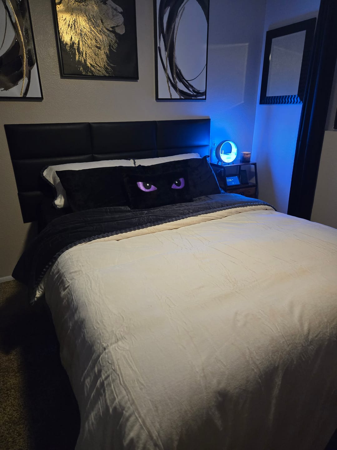 Customer photo review of Amorgos Fine Velvet Bedding Set