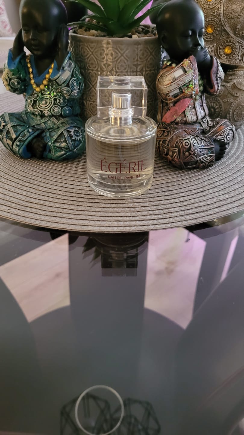 Customer photo review of Égérie - L'Eau de parfum