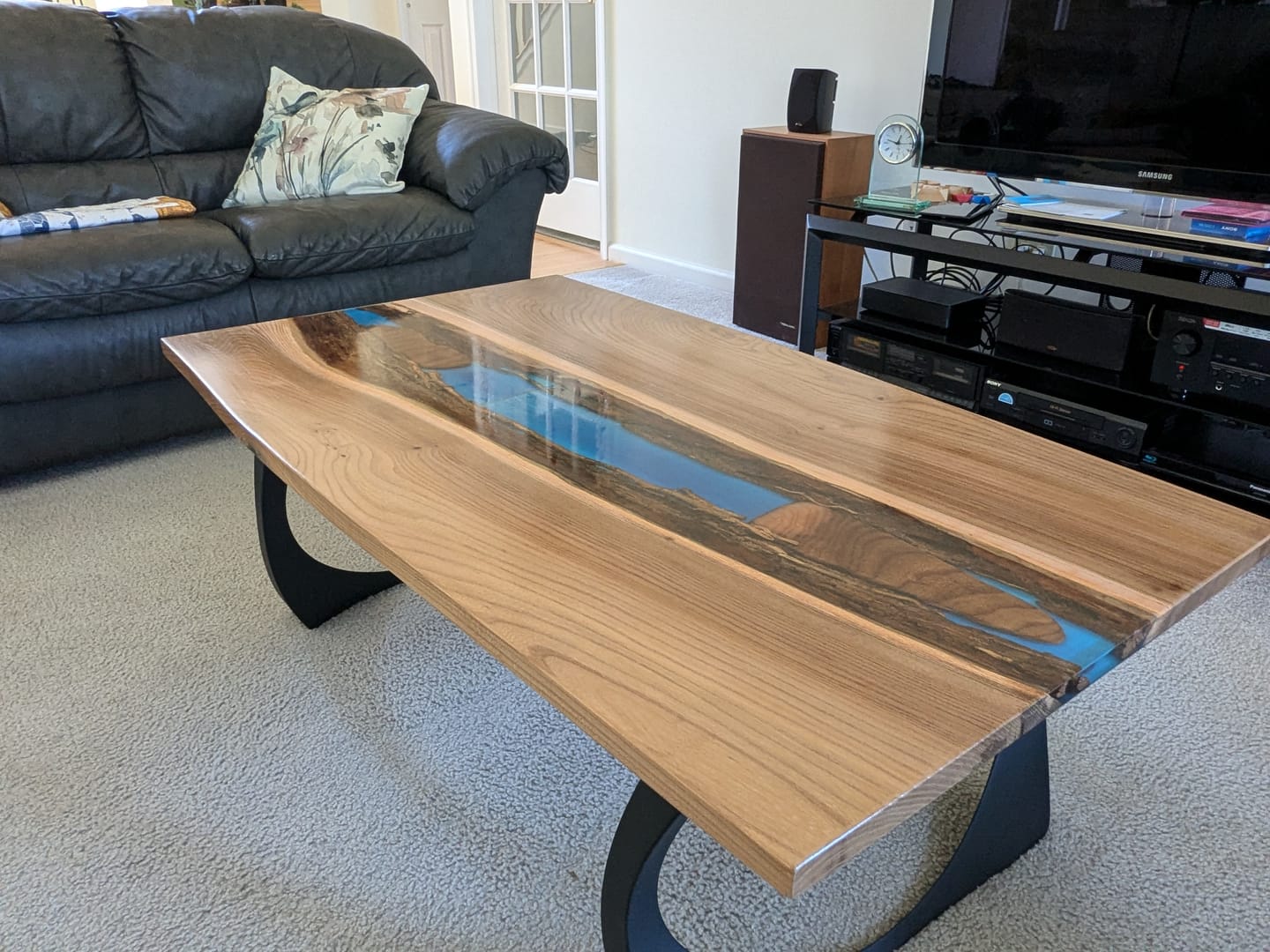 Customer photo review of Coffee Table Legs 212 Cleo 16H Modern DIY Furniture