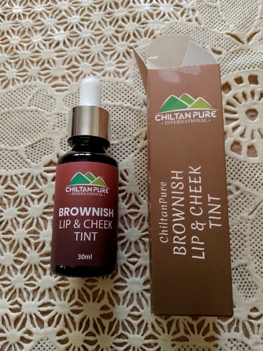 Customer photo review of Brownish Lip & Cheek Tint – Stay pigmented for long, give a deeper look, and very best as event wear – 100% Organic lip stain 30ml