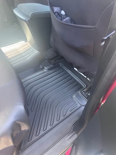 Customer photo review of PISOS CALCE PERFECTO TOYOTA HILUX REVO 2016 AL 2023