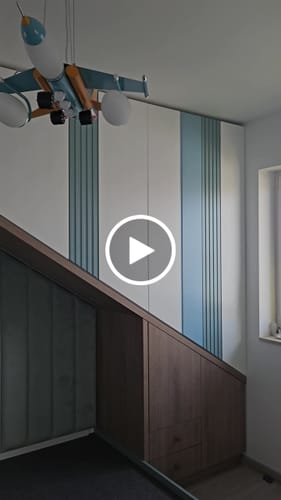 Customer video review of Lustra LED Suspendata Kids Plane Echivalent 200W
