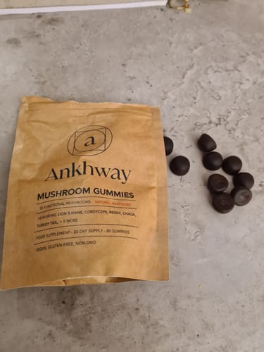 Customer photo review of Mushroom Gummies