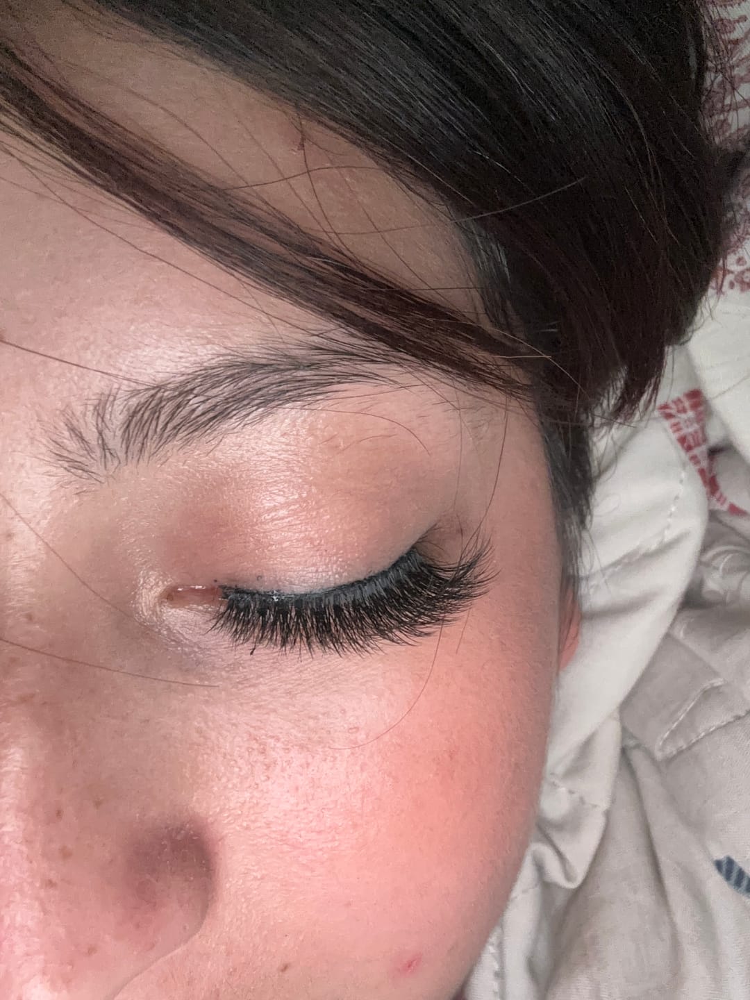 Customer photo review of Pegamento de Pestañas Ultra-Resistente✨Tiktok Viral✨