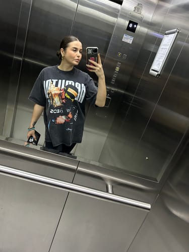 Customer photo review of LEWIS HAMILTON V2 TEE