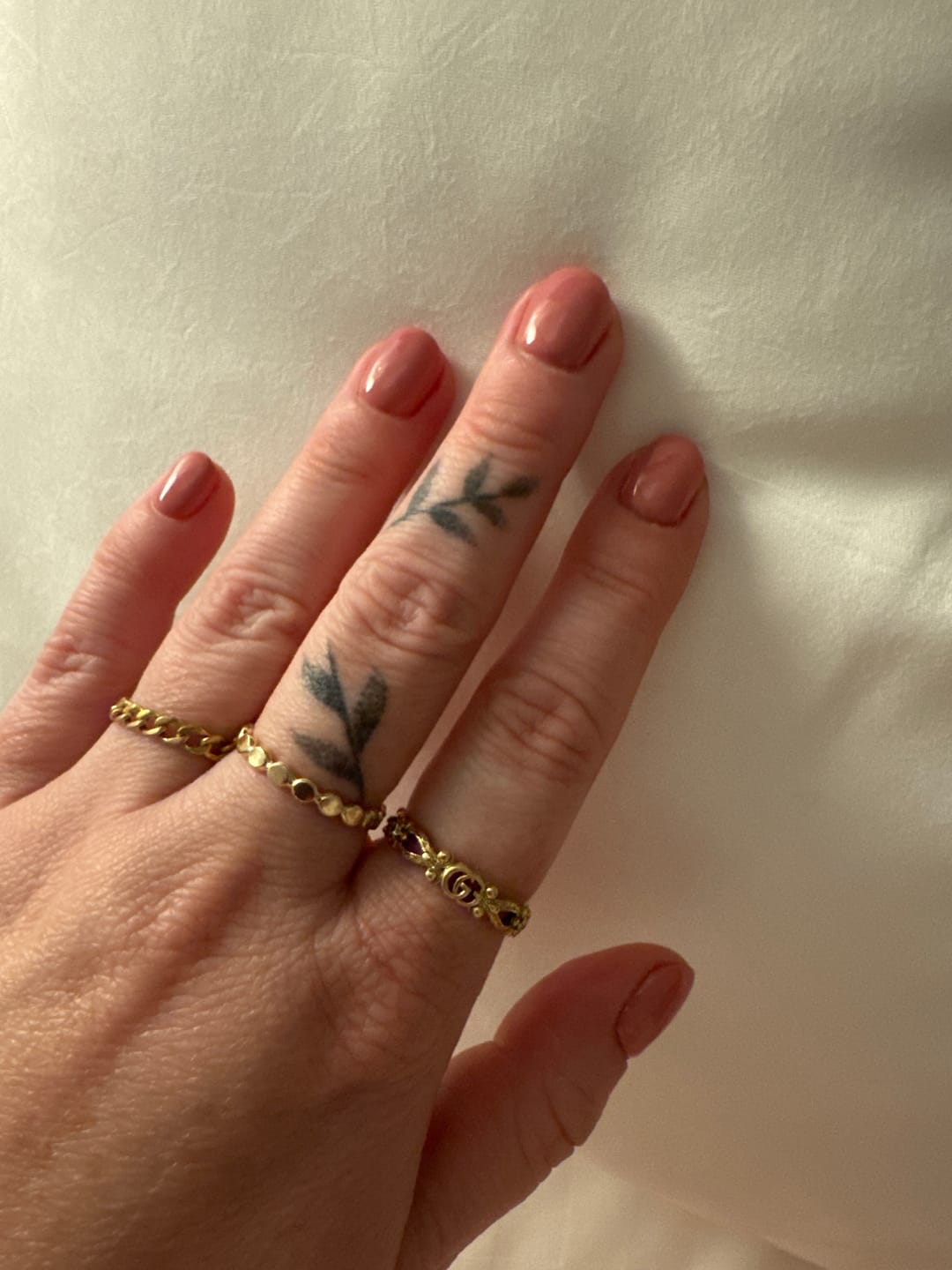 Customer photo review of Smooth Beaded Ring
