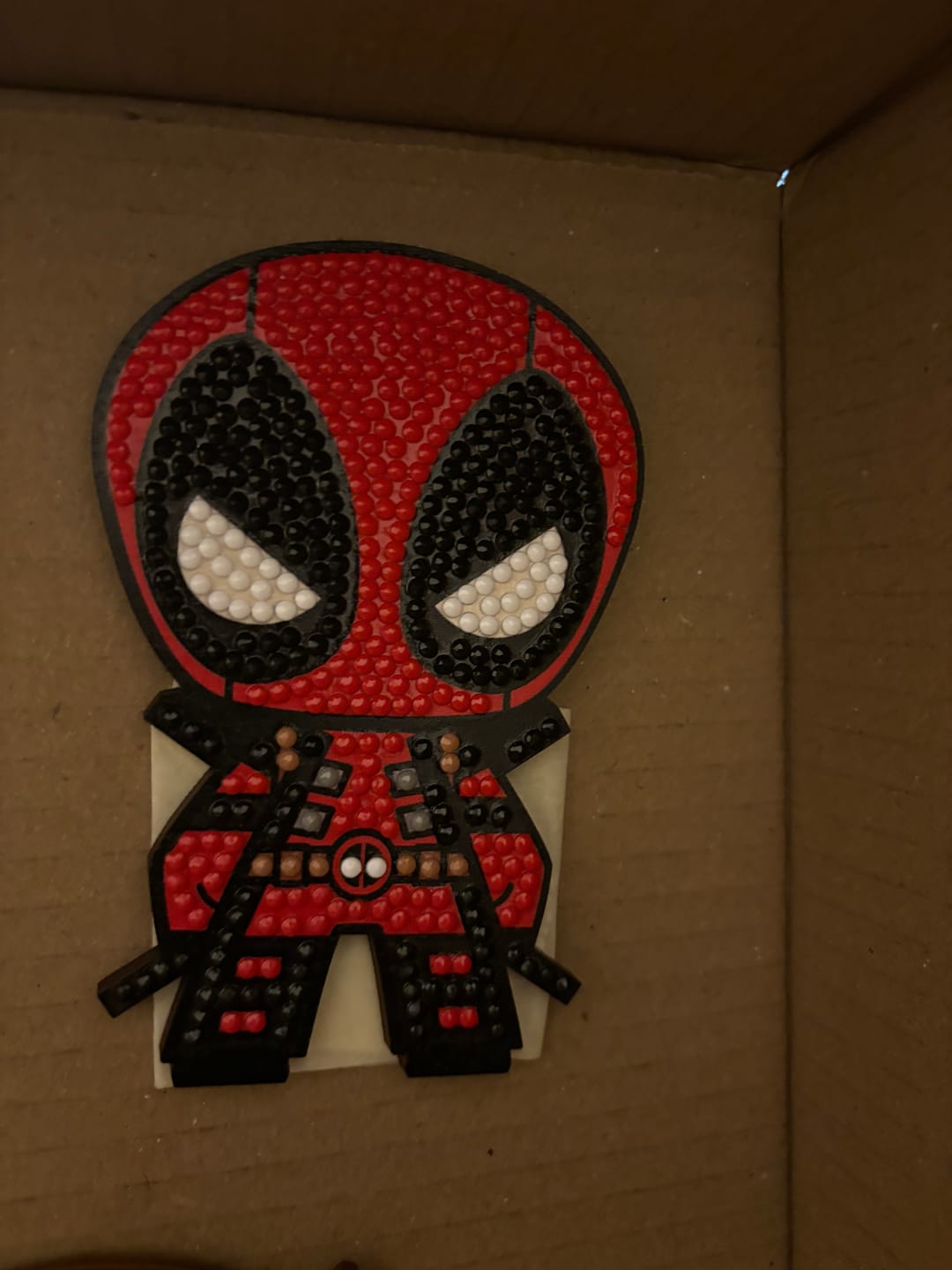 Customer photo review of "Deadpool" Crystal Art Buddy MARVEL Series 1