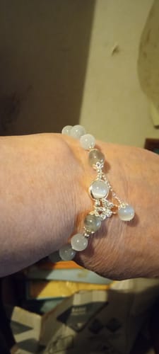 Customer photo review of FREE Today: Bring Positive Energy Butterfly Cat's Eye Chrysoberyl Bracelet