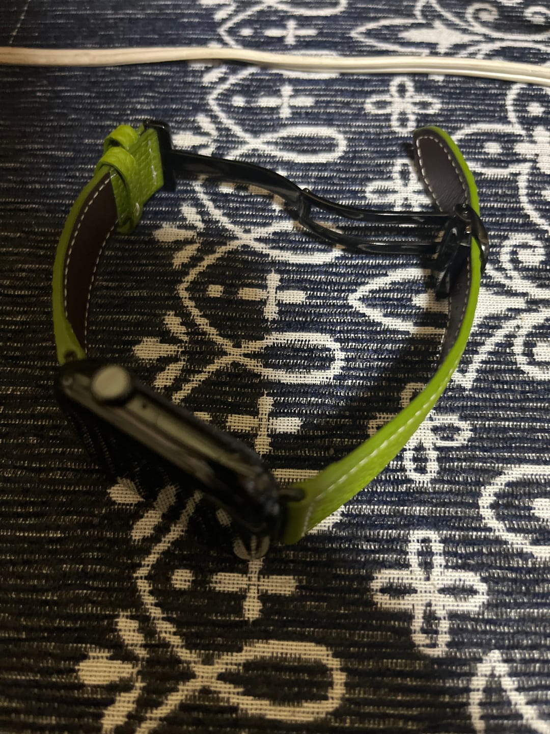 Customer photo review of Apple Watch用レザーバンド　リモージュグリーン/ホワイトステッチ