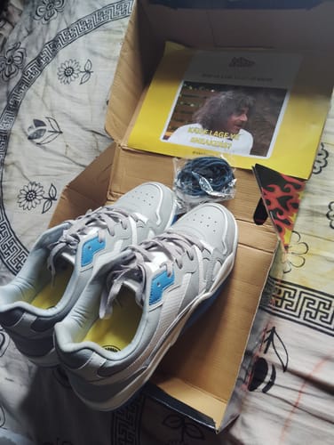 Customer photo review of XANDER L.grey Sky Men's casual sneaker