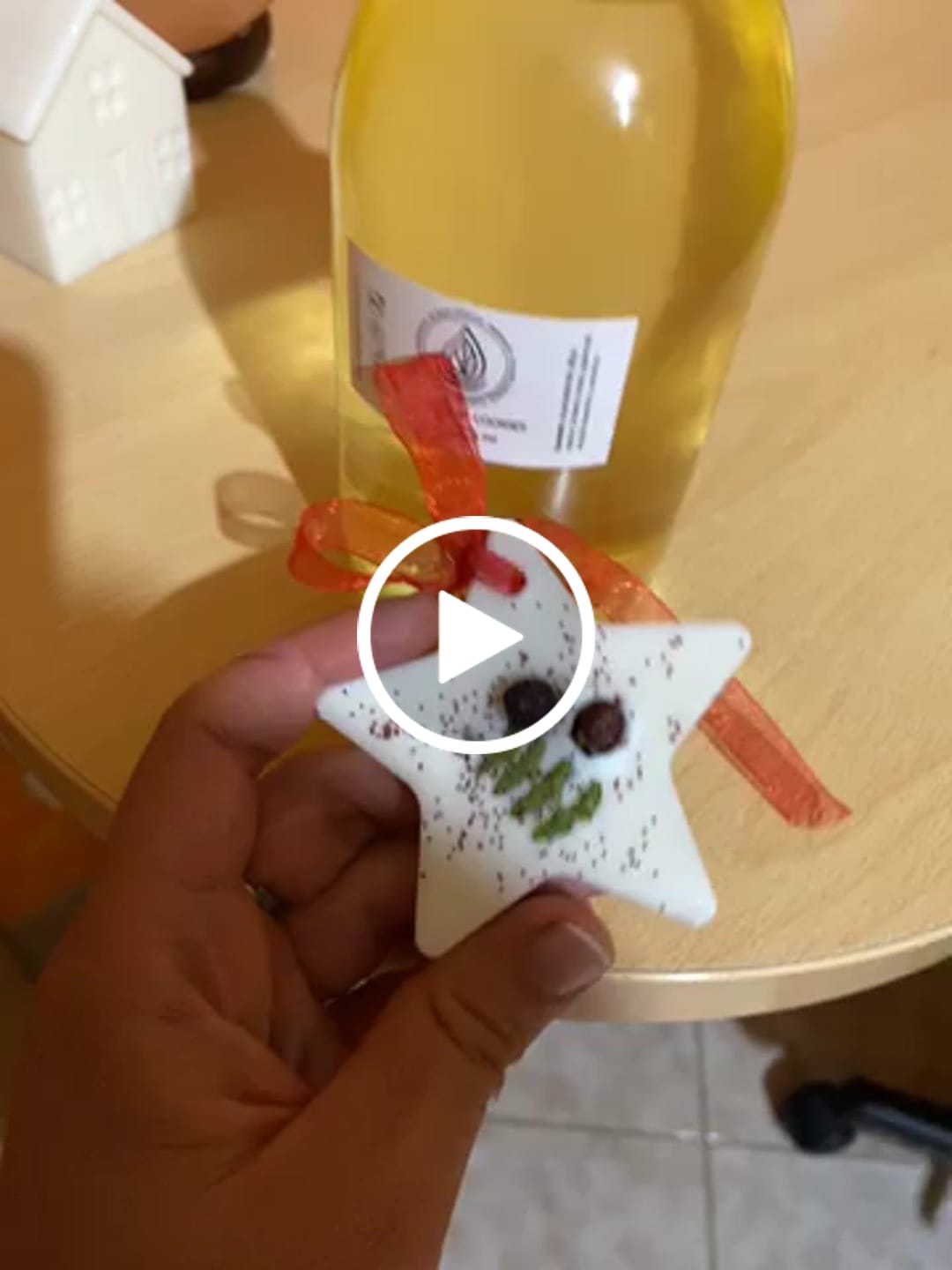 Customer video review of Fragancia CHRISTMAS COOKIES