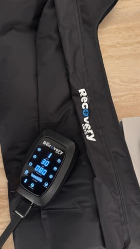 Customer photo review of RECHARGEABLE Full Leg 6 Chamber Air Compression Boots 3.0