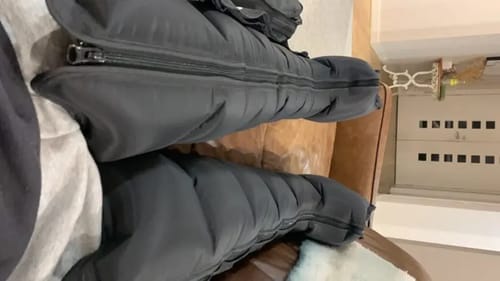 Customer photo review of RECHARGEABLE Full Leg 6 Chamber Air Compression Boots 3.0