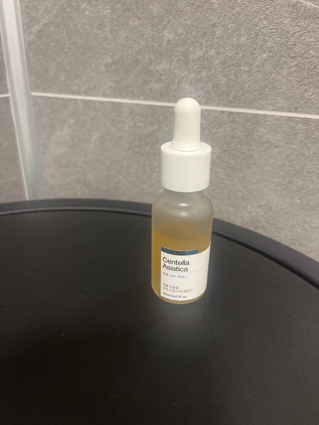 Customer photo review of The Potions Centella Asiatica Water serum 20ml. Helbredende og foryngende. Reduserer akne, psoriasis og eksem.