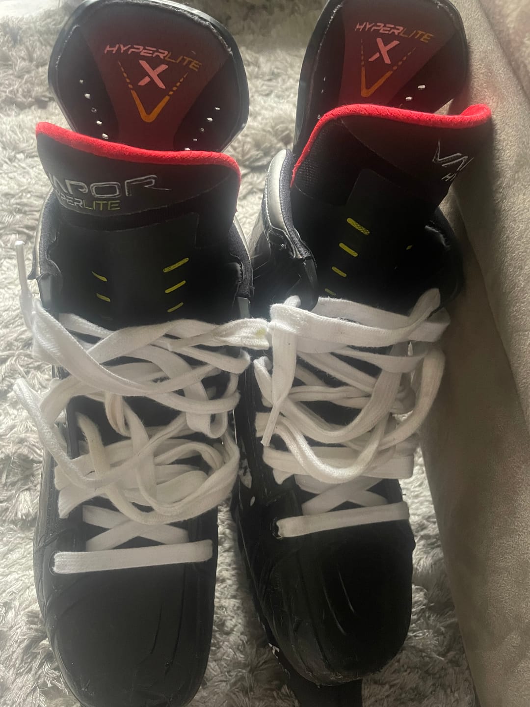 Customer photo review of WHITE WAXED HOCKEY REFEREE LACES