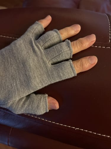 Customer photo review of Premium Onecompress™ Gloves