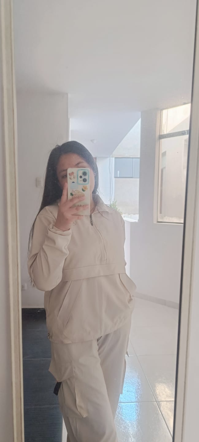 Customer photo review of SET OVER NUDE (CASACA + CARGO)