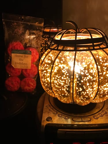 Customer photo review of Clove & Cinnamon Sliceable Loaf Wax Melts