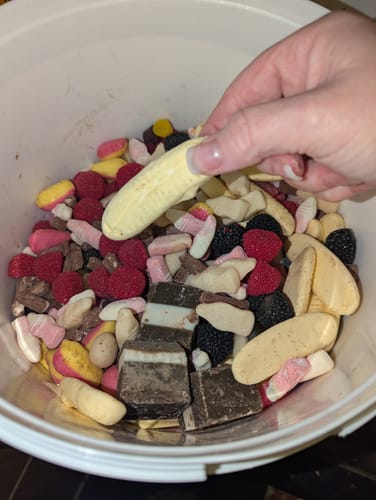 Customer photo review of 5kg Bucket Mix Your Own