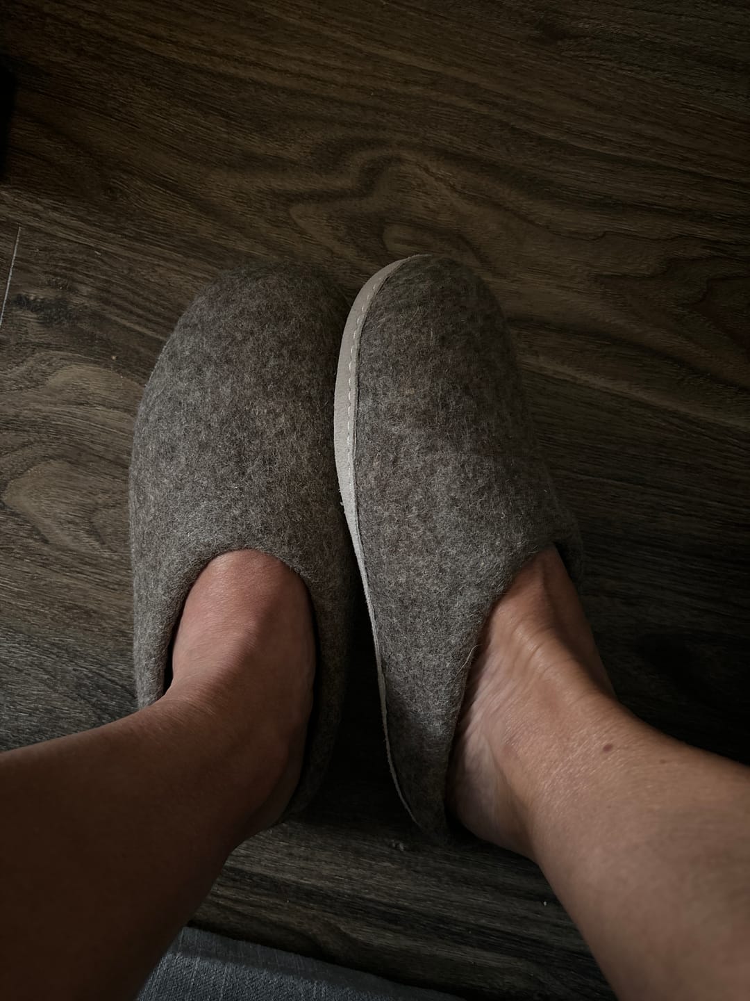 Customer photo review of Unisex Natural Felt Slip-On Slippers