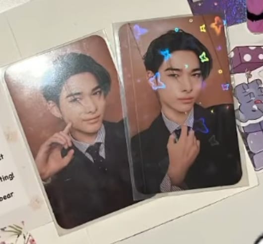Customer photo review of PREMIUM HOLOGRAPHIC PHOTOCARD SLEEVES - BUTTERFLY VERSION