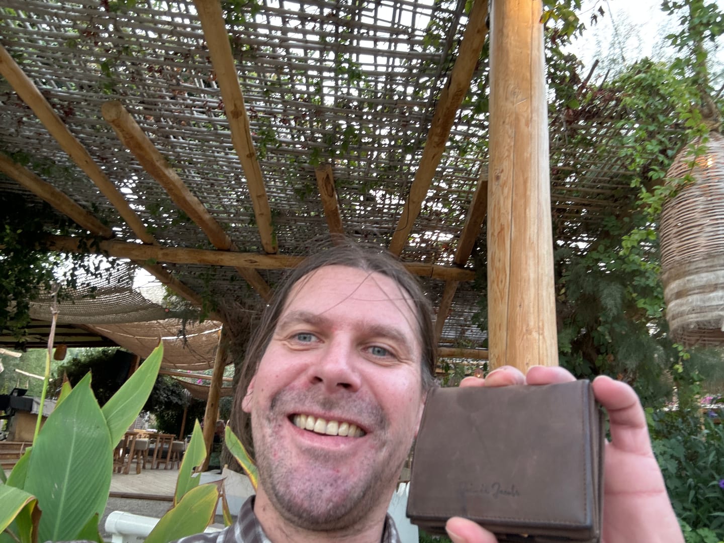 Customer photo review of Flap Boy XL - Magic Wallet with Coin Pocket