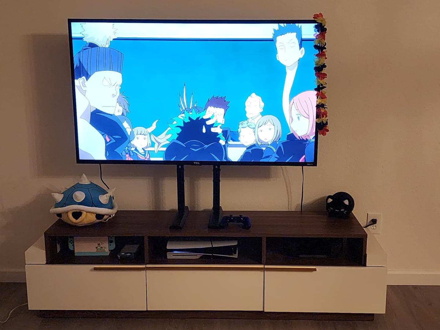 Customer photo review of Broadway 70" White Low Profile TV Stand with Drawers