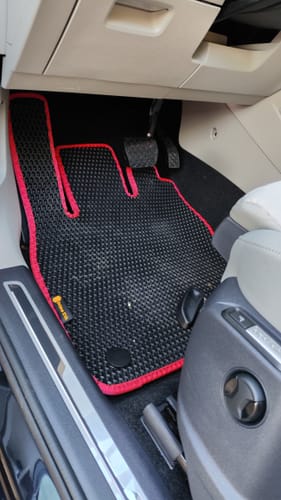 Customer photo review of Dywaniki samochodowe na zamówienie - Przód i tył