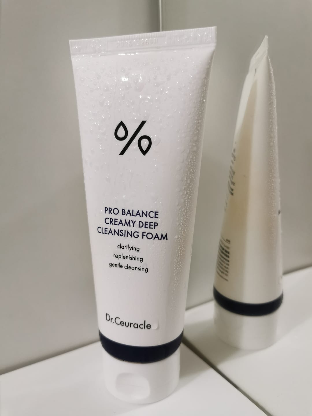 Customer photo review of Attīrošās putiņas ar probiotiķiem jutīgai ādai Dr.Ceuracle Pro Balance Creamy Deep Cleansing Foam