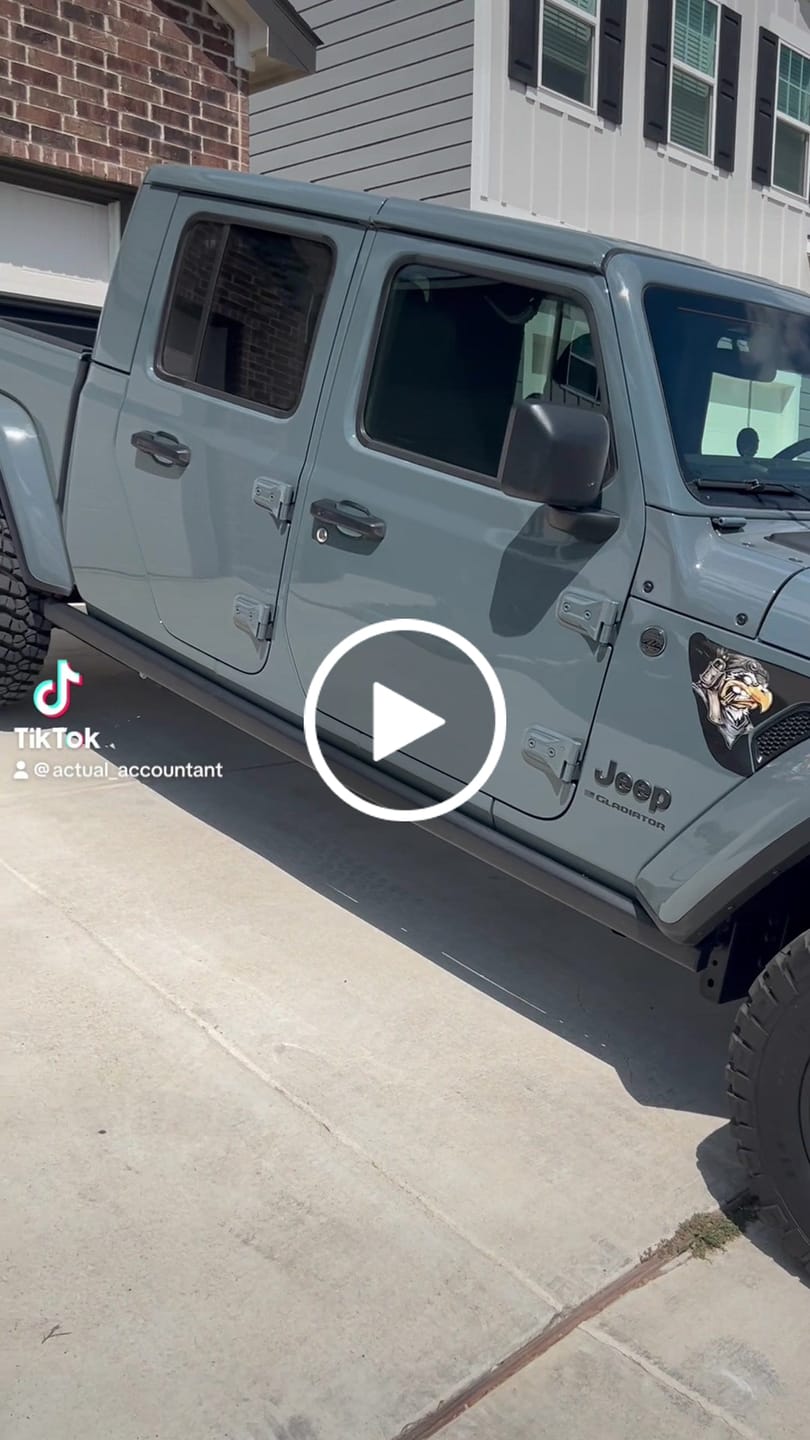 Customer video review of Design Your Own Fender Vent Decal Set | fits Wrangler JL & Gladiator JT