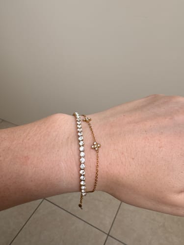 Customer photo review of Pave Flower Armband 14K Vergoldet
