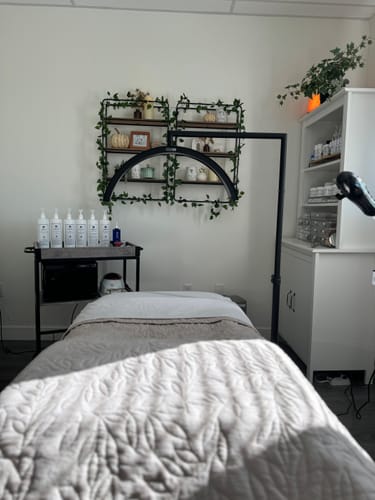 Customer photo review of CosmoGlo Original Light Bundle + Phone Clip