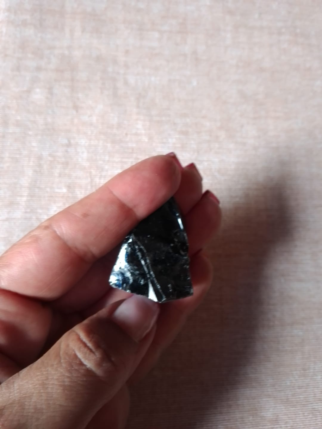 Customer photo review of Obsidiana negra Masivo | Autorrealización - Protección