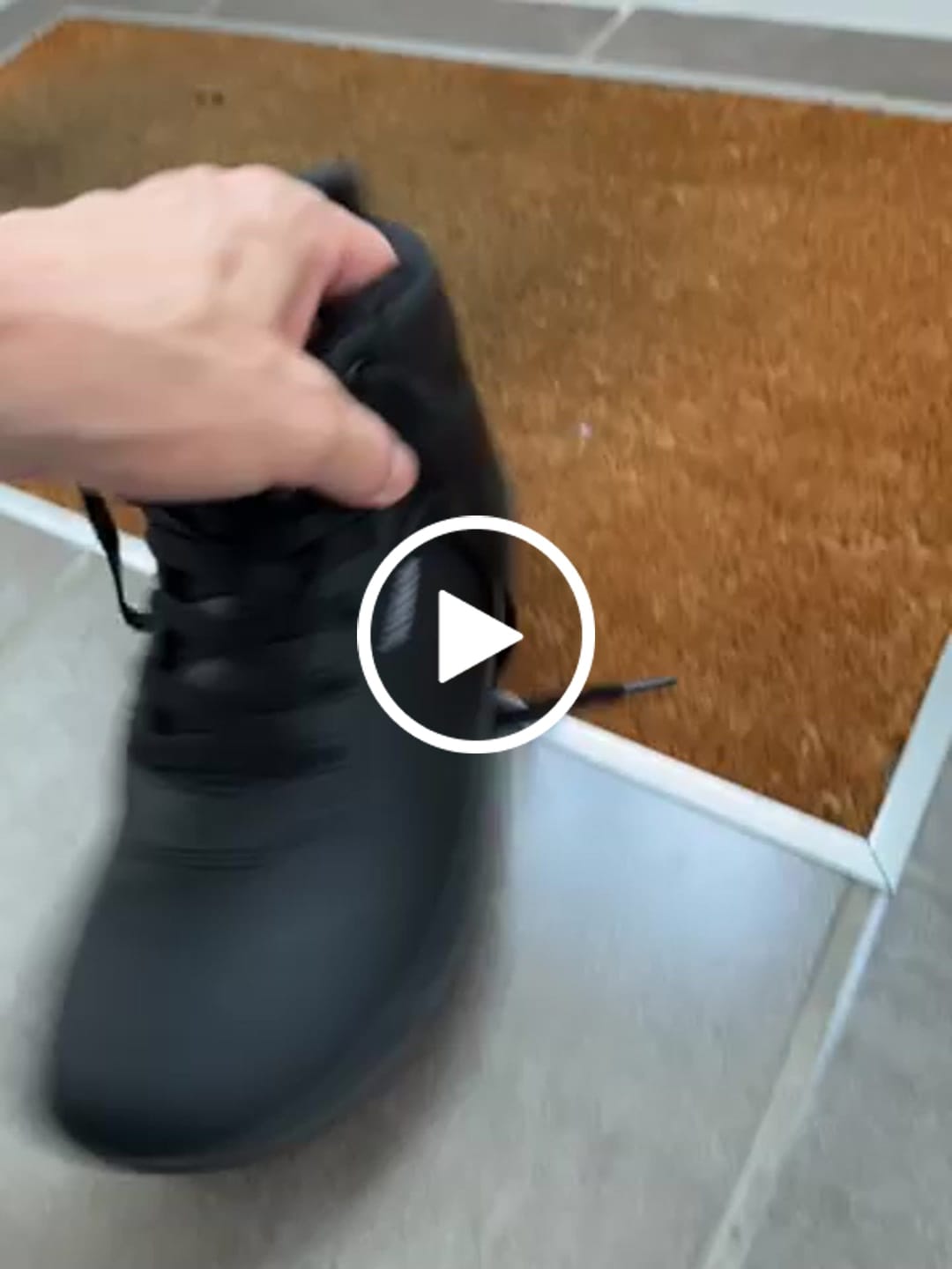 Customer video review of Spruce - Winter Barefoot Shoes