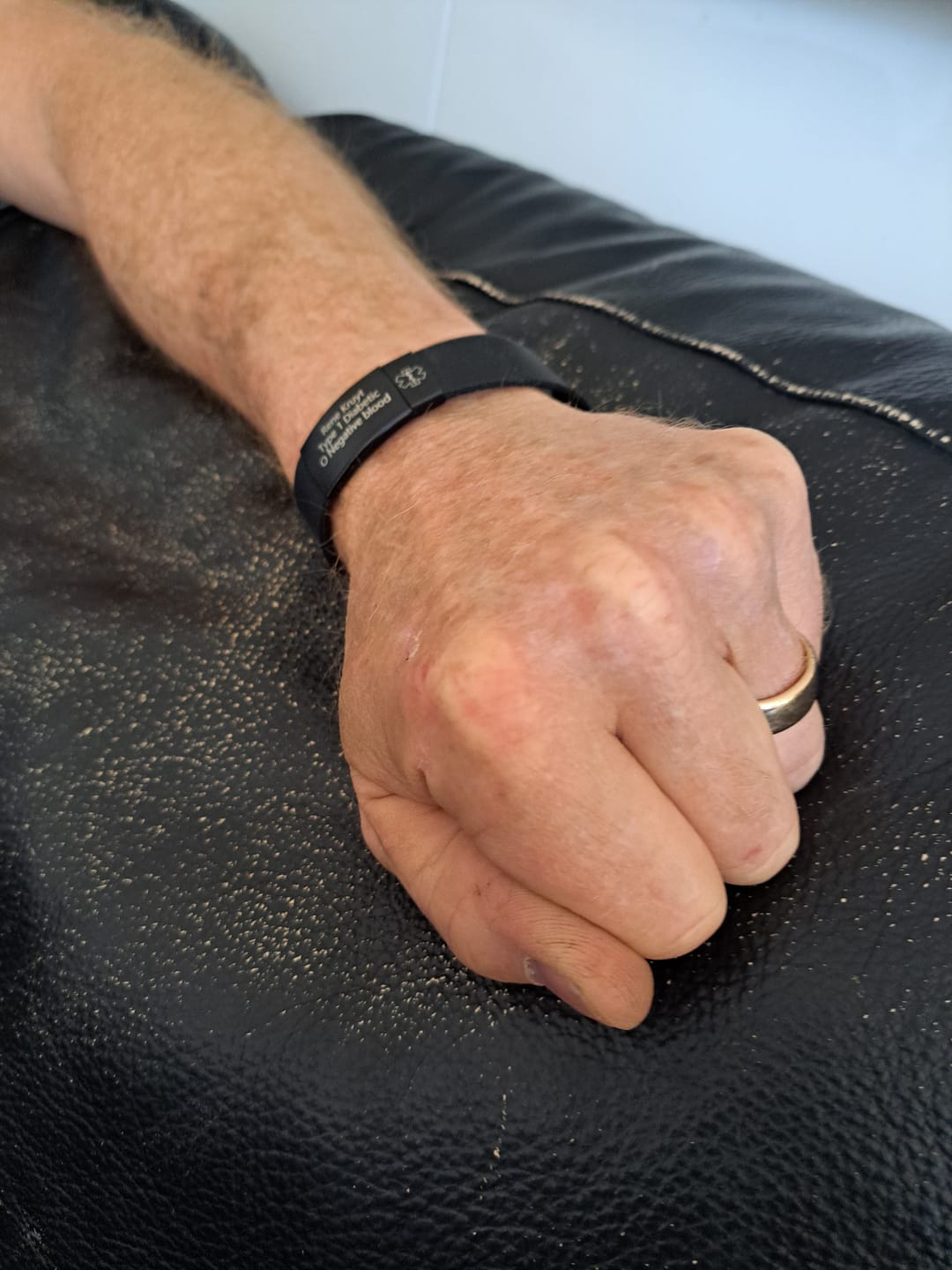 Customer photo review of Kopo Black Adjustable Silicone Sports Medical ID Bracelet