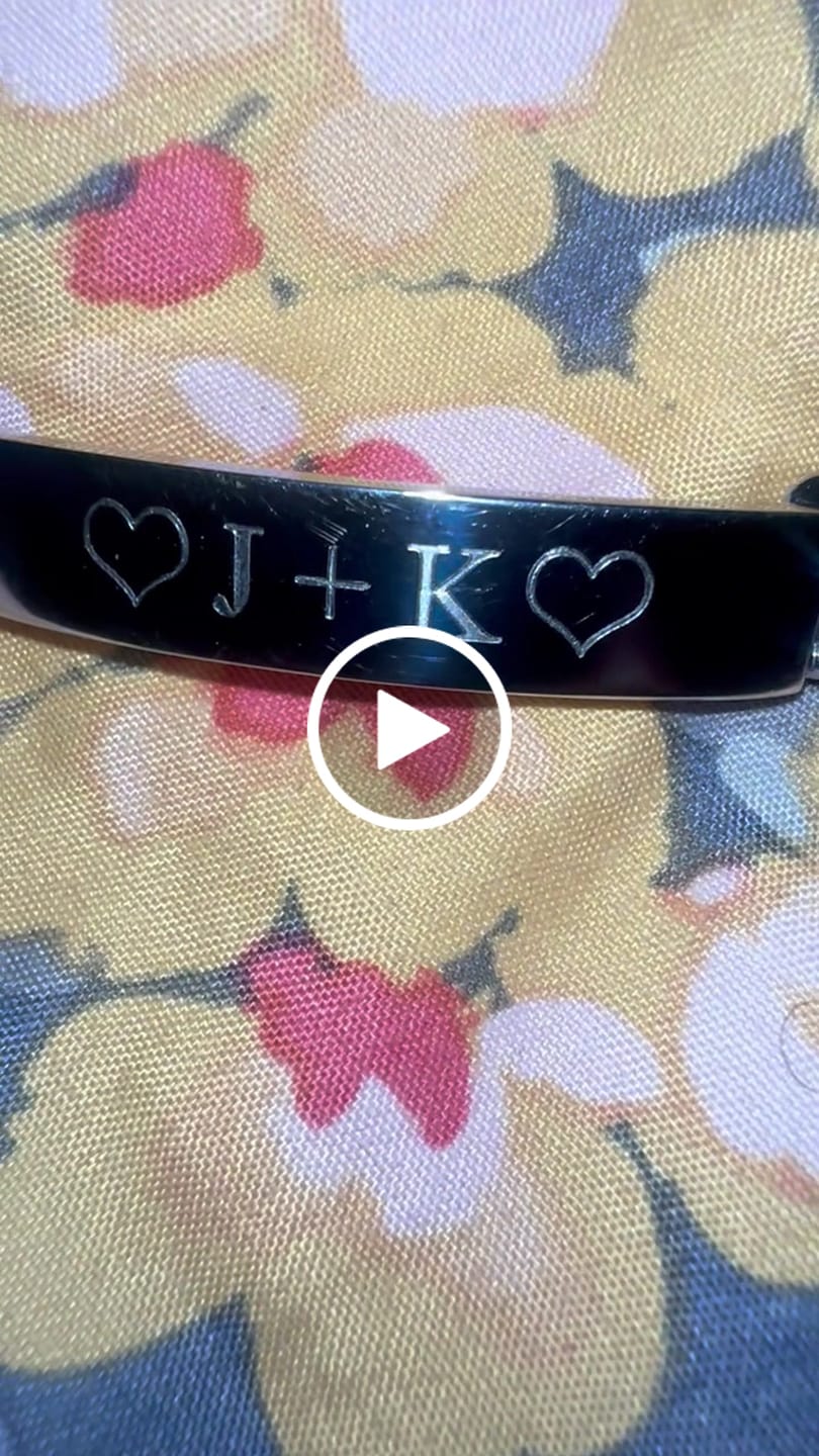 Customer video review of 7mm Figaro Link ID Bracelet