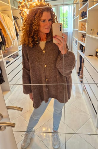 Customer photo review of Oversized Cardigan "CozyGlam"
