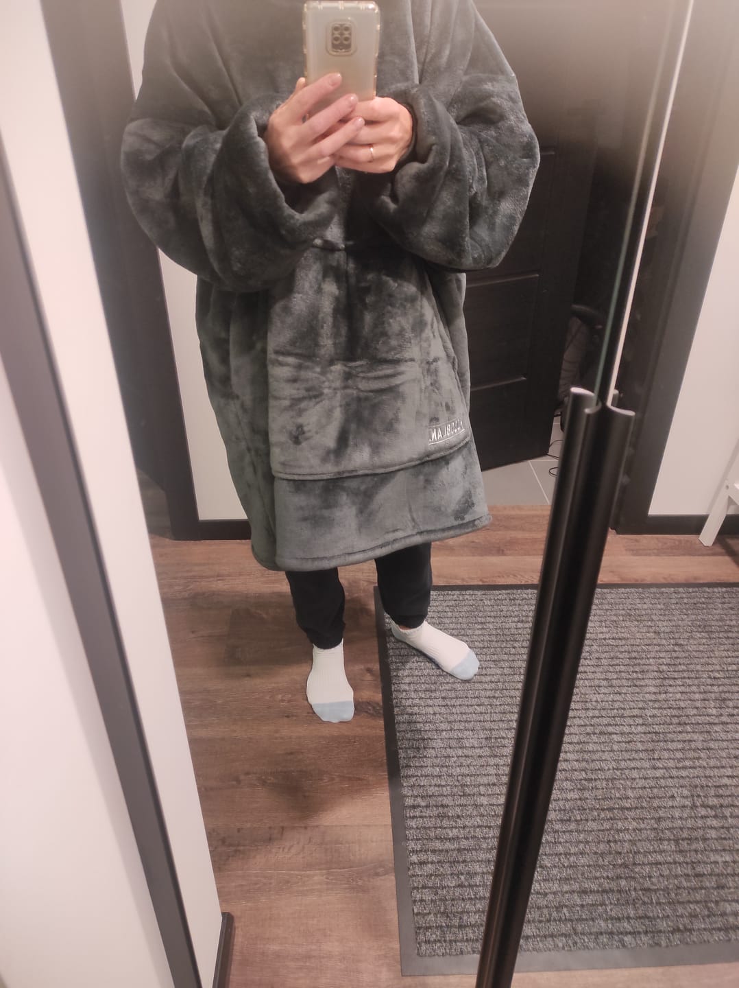 Customer photo review of Vienspalvis pilkas